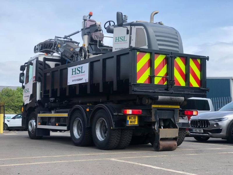 Renault Euro6 26ton roll on/off lorry & Wirtgen DC50 half metre road planer. We can supply this to hire with fully qualified NPORS operators at very competitive rates.: Swipe To View More Images