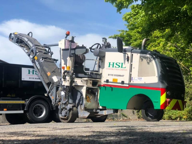 Renault Euro6 26ton roll on/off lorry & Wirtgen DC50 half metre road planer. We can supply this to hire with fully qualified NPORS operators at very competitive rates.: Swipe To View More Images