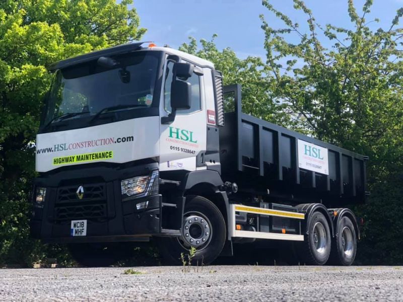 Renault Euro6 26ton roll on/off lorry & Wirtgen DC50 half metre road planer. We can supply this to hire with fully qualified NPORS operators at very competitive rates.: Swipe To View More Images